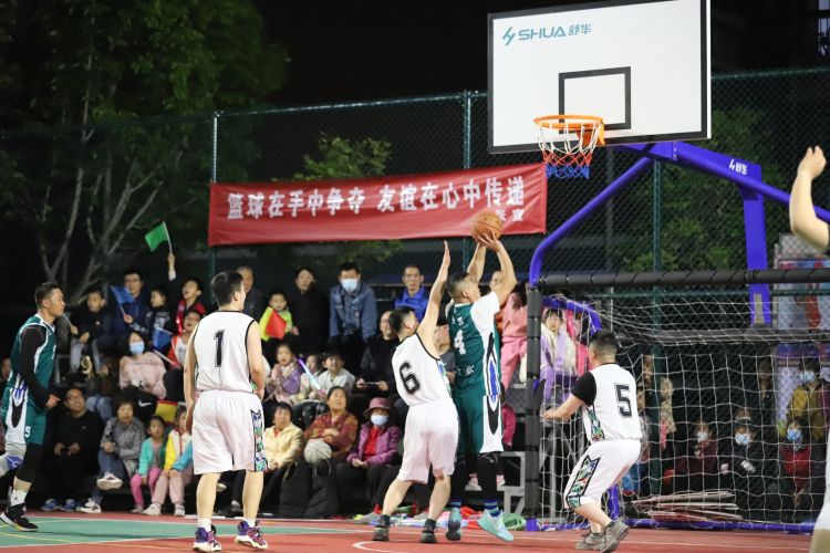 际间对中国